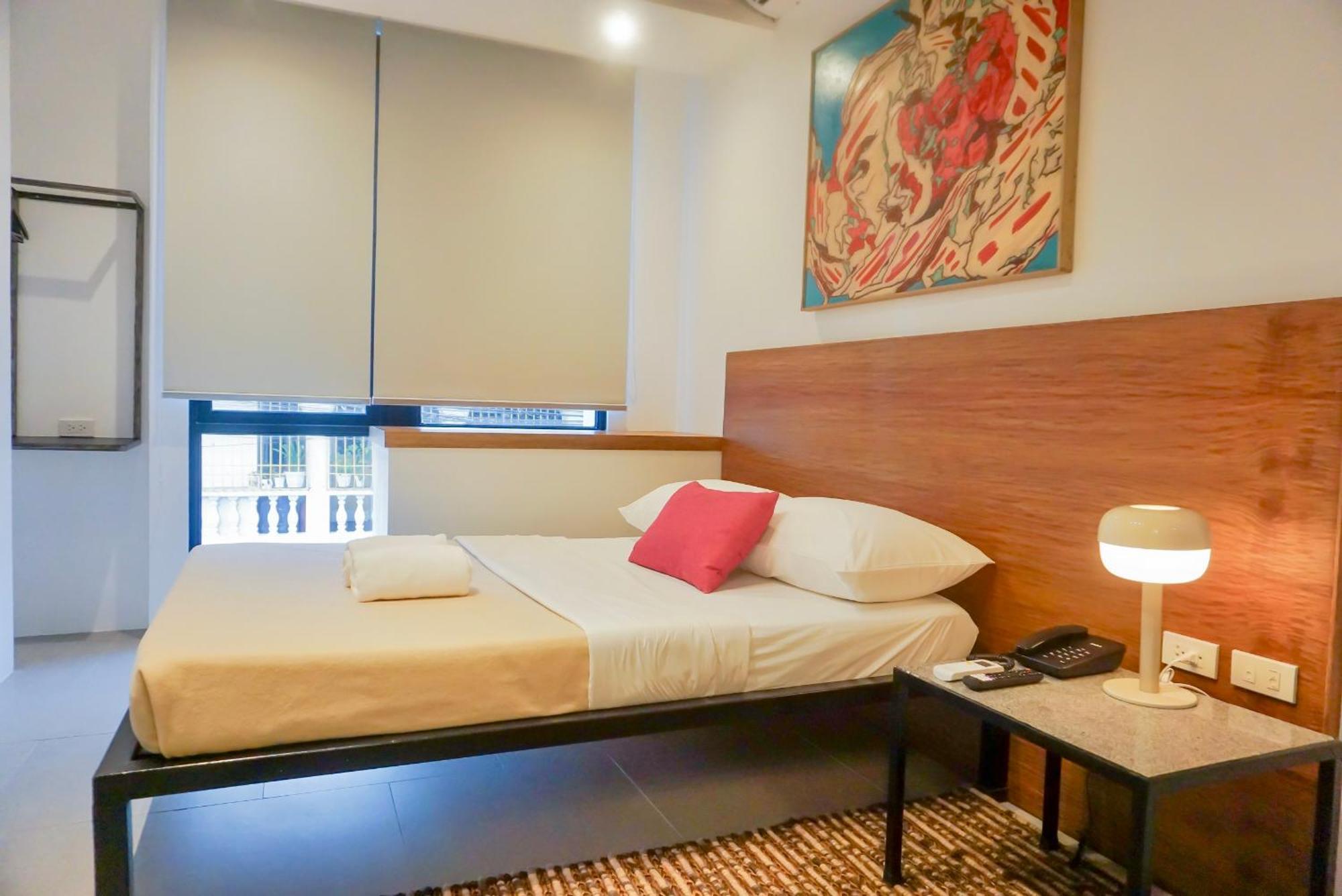 Cayco House By Hotel Durban Makati City Екстериор снимка