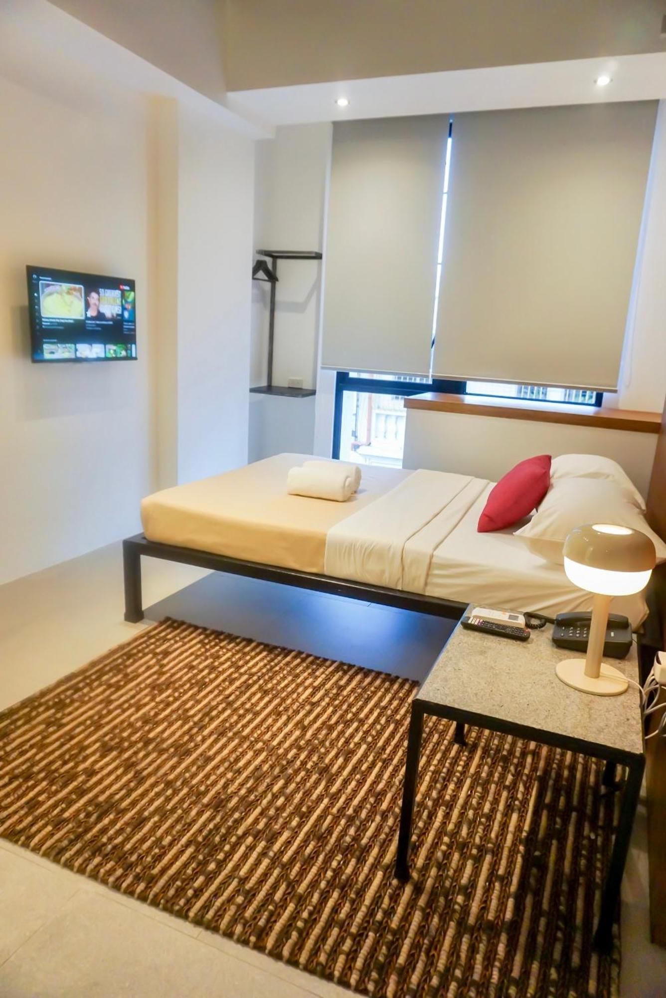 Cayco House By Hotel Durban Makati City Екстериор снимка
