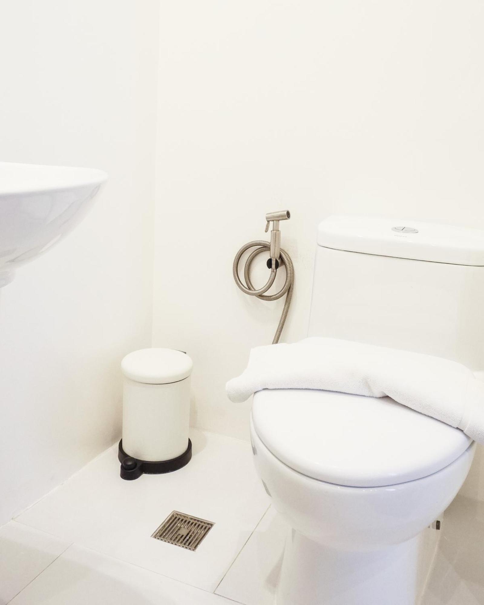 Cayco House By Hotel Durban Makati City Екстериор снимка